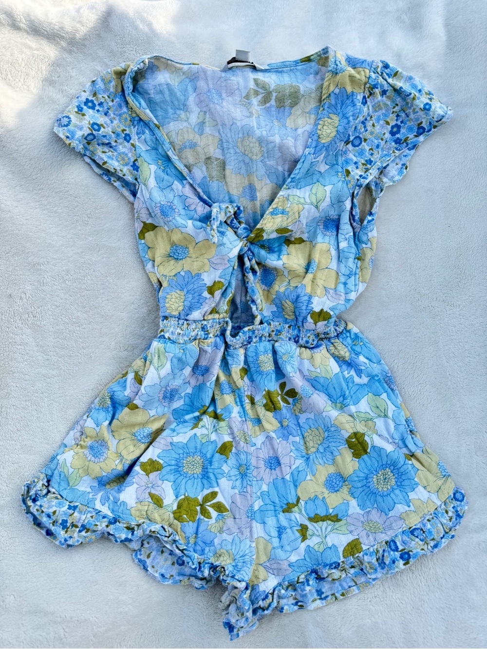 BLUE GREEN RETRO FLORAL AMERICAN EAGLE TIE FRONT ROMPER / SIZE SMALL